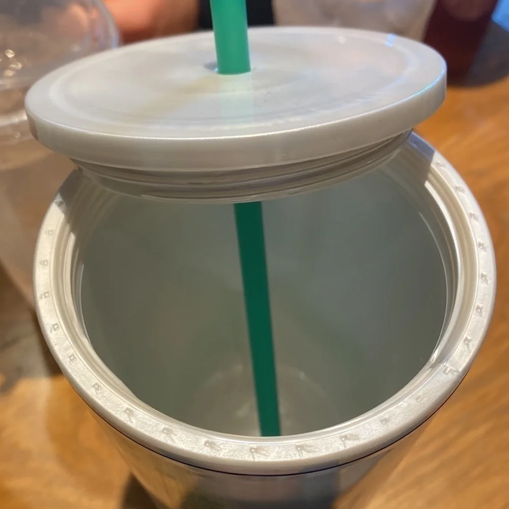 Starbucks really pretty